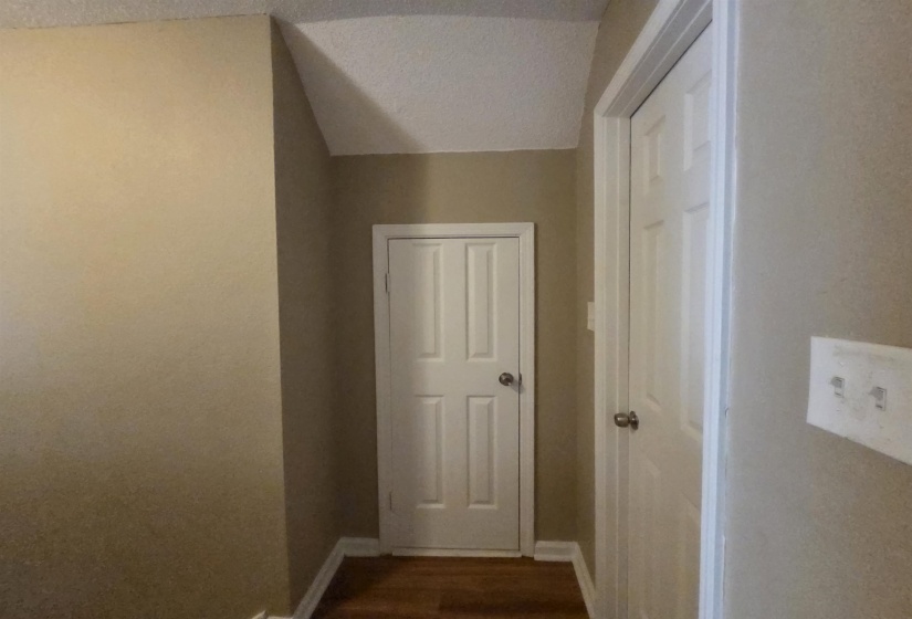 4866 ROYAL RUN DR, Memphis, Tennessee 38128-1569, 3 Bedroom Bedrooms, 7 Room Rooms,2.1 BathroomBathrooms,Rental Properties,For Sale,ROYAL RUN,0,10229526
