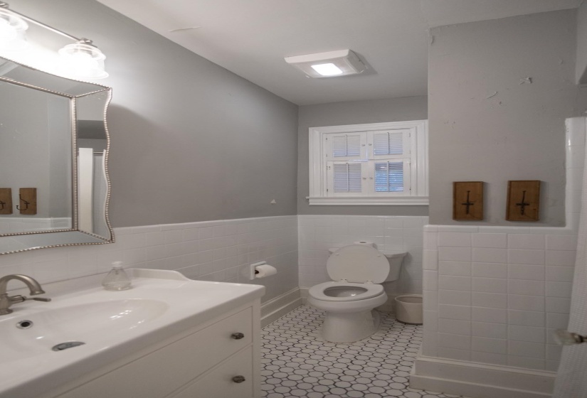 3639 COWDEN AVE, Memphis, Tennessee 38111, 4 Bedroom Bedrooms, 2 Room Rooms,2 BathroomBathrooms,Rental Properties,For Sale,COWDEN,0,10229533