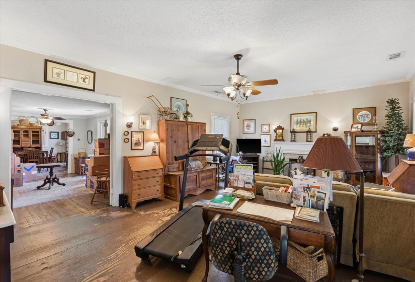255 MAIN ST, Rossville, Tennessee 38066, 3 Bedroom Bedrooms, 7 Room Rooms,1 BathroomBathrooms,Residential,For Sale,MAIN,0,10229494