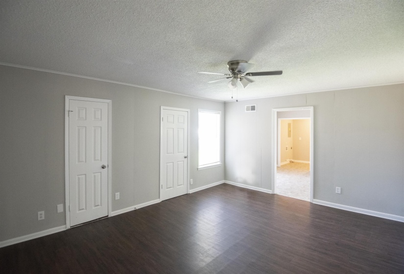 4399 PEPPER TREE RD, Memphis, Tennessee 38109, 3 Bedroom Bedrooms, 7 Room Rooms,2.1 BathroomBathrooms,Residential,For Sale,PEPPER TREE,0,10229500