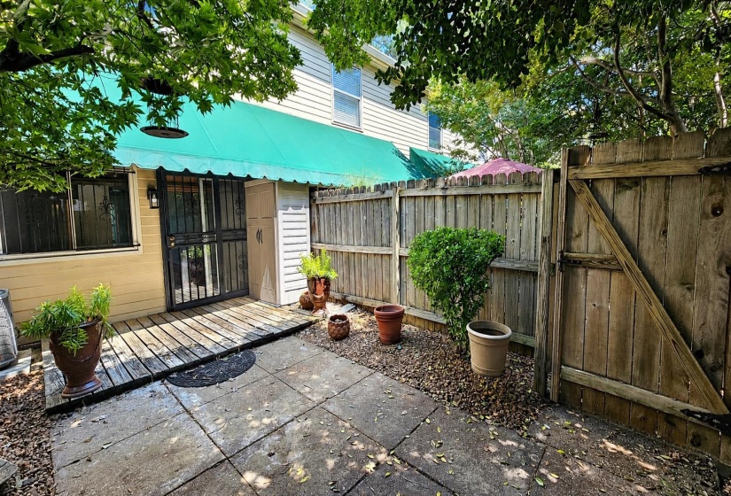 5921 PARK AVE, Memphis, Tennessee 38119, 2 Bedroom Bedrooms, 5 Room Rooms,1.1 BathroomBathrooms,Residential,For Sale,PARK,0,10229501