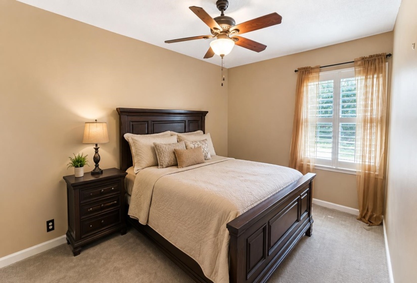 5921 PARK AVE, Memphis, Tennessee 38119, 2 Bedroom Bedrooms, 5 Room Rooms,1.1 BathroomBathrooms,Residential,For Sale,PARK,0,10229501