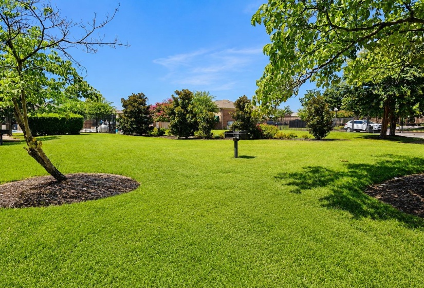 5921 PARK AVE, Memphis, Tennessee 38119, 2 Bedroom Bedrooms, 5 Room Rooms,1.1 BathroomBathrooms,Residential,For Sale,PARK,0,10229501