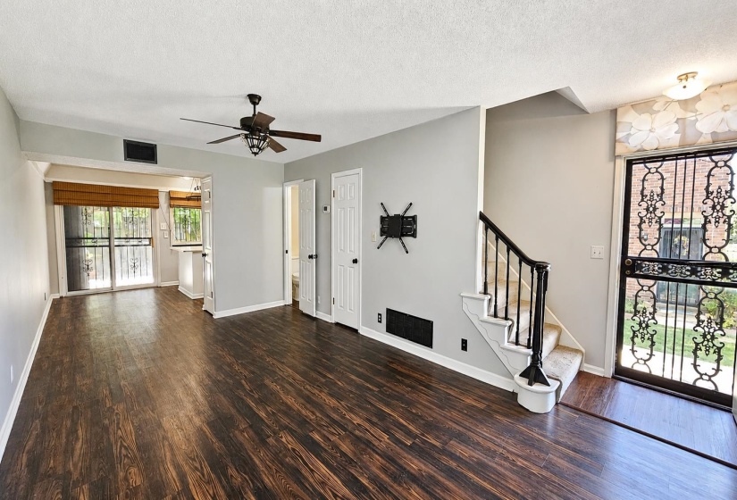 5921 PARK AVE, Memphis, Tennessee 38119, 2 Bedroom Bedrooms, 5 Room Rooms,1.1 BathroomBathrooms,Residential,For Sale,PARK,0,10229501