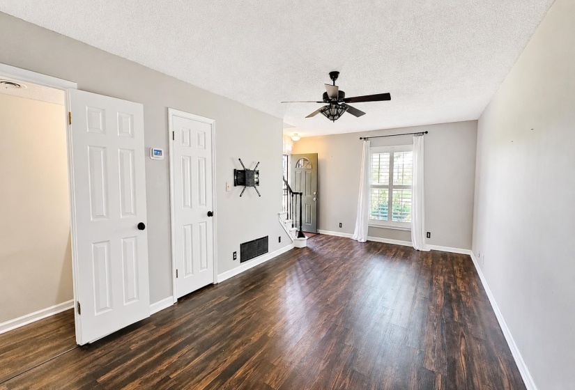 5921 PARK AVE, Memphis, Tennessee 38119, 2 Bedroom Bedrooms, 5 Room Rooms,1.1 BathroomBathrooms,Residential,For Sale,PARK,0,10229501