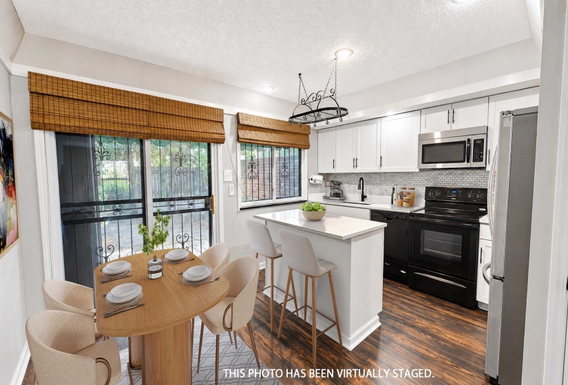 5921 PARK AVE, Memphis, Tennessee 38119, 2 Bedroom Bedrooms, 5 Room Rooms,1.1 BathroomBathrooms,Residential,For Sale,PARK,0,10229501