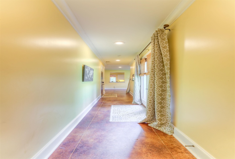 255 REMBERT ST, Memphis, Tennessee 38104, 4 Bedroom Bedrooms, 9 Room Rooms,3.1 BathroomBathrooms,Residential,For Sale,REMBERT,0,10229502