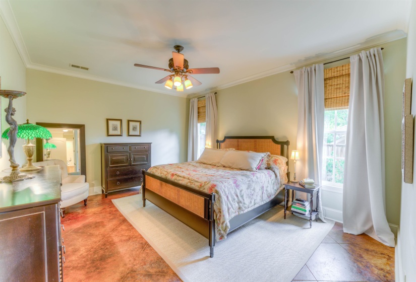 255 REMBERT ST, Memphis, Tennessee 38104, 4 Bedroom Bedrooms, 9 Room Rooms,3.1 BathroomBathrooms,Residential,For Sale,REMBERT,0,10229502