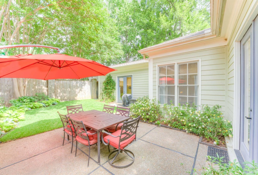 255 REMBERT ST, Memphis, Tennessee 38104, 4 Bedroom Bedrooms, 9 Room Rooms,3.1 BathroomBathrooms,Residential,For Sale,REMBERT,0,10229502