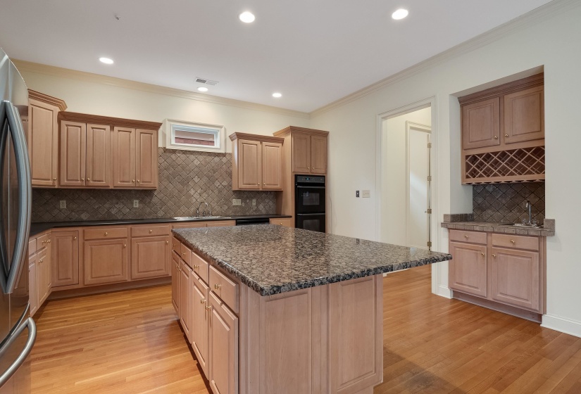 1993 WAXLANDER CIR, Germantown, Tennessee 38138, 4 Bedroom Bedrooms, 9 Room Rooms,3.1 BathroomBathrooms,Residential,For Sale,WAXLANDER,0,10229510