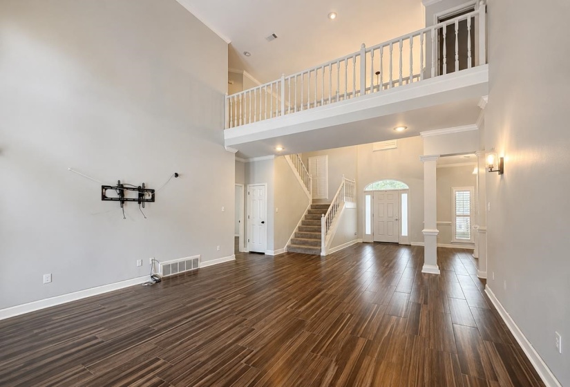 1572 JOHN RIDGE DR, Collierville, Tennessee 38017, 4 Bedroom Bedrooms, 9 Room Rooms,2.1 BathroomBathrooms,Residential,For Sale,JOHN RIDGE,0,10229512
