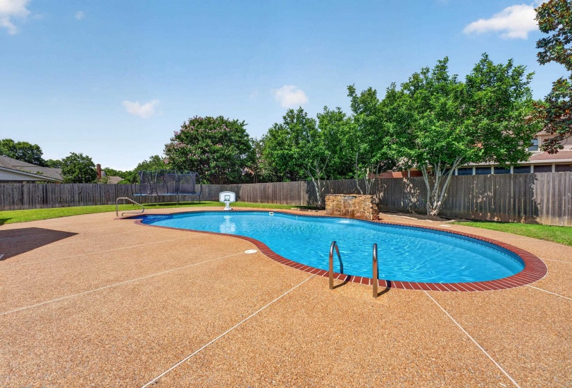 1572 JOHN RIDGE DR, Collierville, Tennessee 38017, 4 Bedroom Bedrooms, 9 Room Rooms,2.1 BathroomBathrooms,Residential,For Sale,JOHN RIDGE,0,10229512