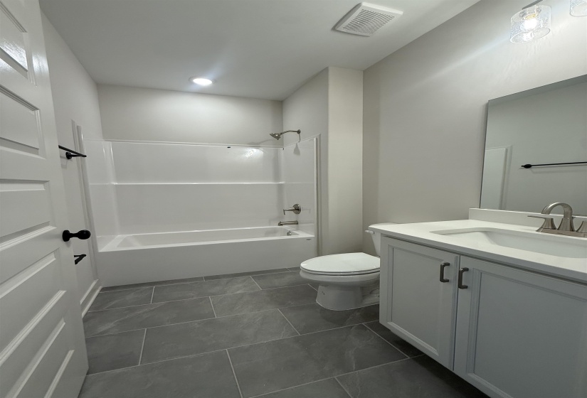 3134 MANNINGTON DR, Bartlett, Tennessee 38135, 3 Bedroom Bedrooms, 7 Room Rooms,2 BathroomBathrooms,Residential,For Sale,MANNINGTON,0,10229514