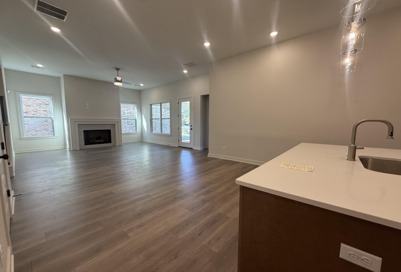 3134 MANNINGTON DR, Bartlett, Tennessee 38135, 3 Bedroom Bedrooms, 7 Room Rooms,2 BathroomBathrooms,Residential,For Sale,MANNINGTON,0,10229514