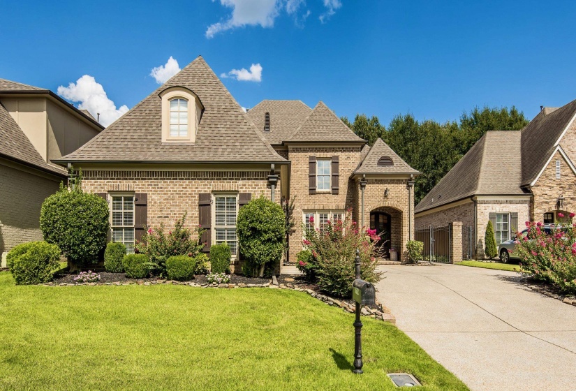 1682 TARTAN LN, Collierville, Tennessee 38017, 4 Bedroom Bedrooms, 9 Room Rooms,3 BathroomBathrooms,Residential,For Sale,TARTAN,0,10229515