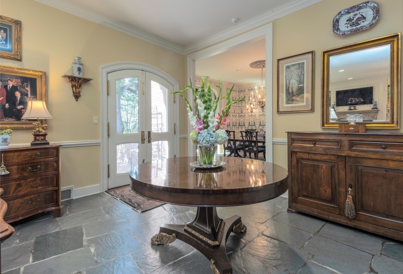 6245 GREEN MEADOWS RD, Memphis, Tennessee 38120, 3 Bedroom Bedrooms, 3 Room Rooms,3.2 BathroomBathrooms,Residential,For Sale,GREEN MEADOWS,0,10229520