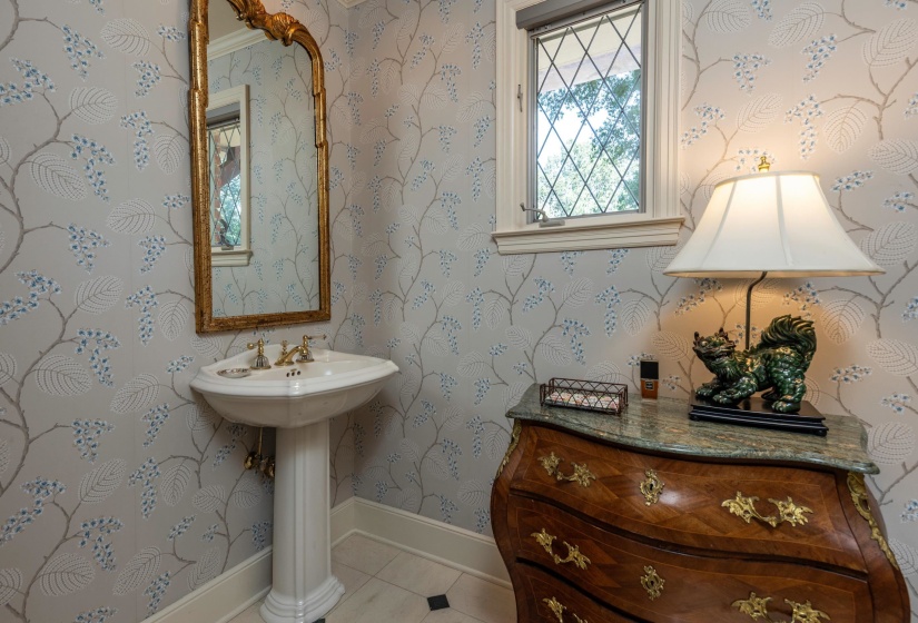 6245 GREEN MEADOWS RD, Memphis, Tennessee 38120, 3 Bedroom Bedrooms, 3 Room Rooms,3.2 BathroomBathrooms,Residential,For Sale,GREEN MEADOWS,0,10229520