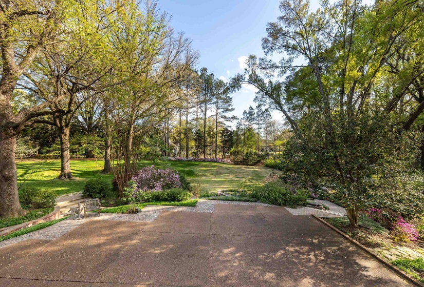 6245 GREEN MEADOWS RD, Memphis, Tennessee 38120, 3 Bedroom Bedrooms, 3 Room Rooms,3.2 BathroomBathrooms,Residential,For Sale,GREEN MEADOWS,0,10229520