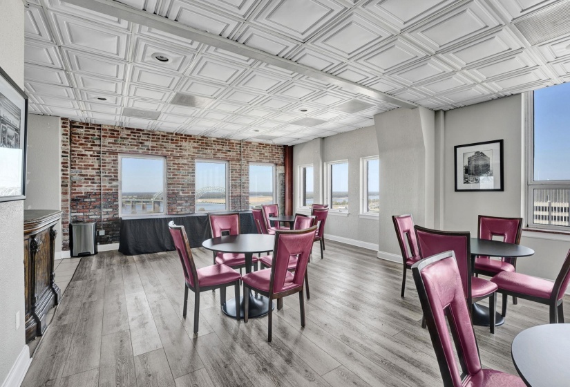 109 MAIN ST, Memphis, Tennessee 38103, 2 Bedroom Bedrooms, 4 Room Rooms,2 BathroomBathrooms,Residential,For Sale,MAIN,0,10229521