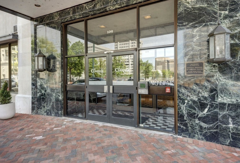 109 MAIN ST, Memphis, Tennessee 38103, 2 Bedroom Bedrooms, 4 Room Rooms,2 BathroomBathrooms,Residential,For Sale,MAIN,0,10229521