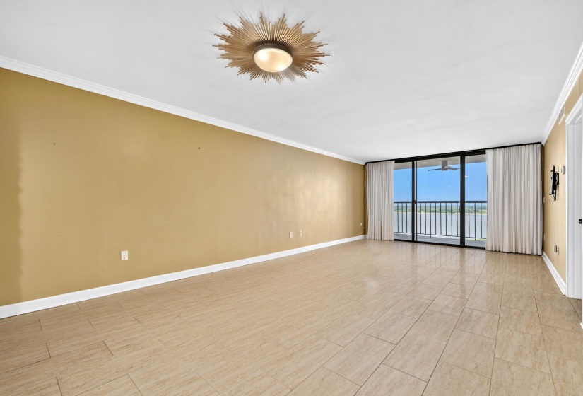 200 WAGNER PL, Memphis, Tennessee 38103, 2 Bedroom Bedrooms, 5 Room Rooms,2 BathroomBathrooms,Residential,For Sale,WAGNER,0,10229528