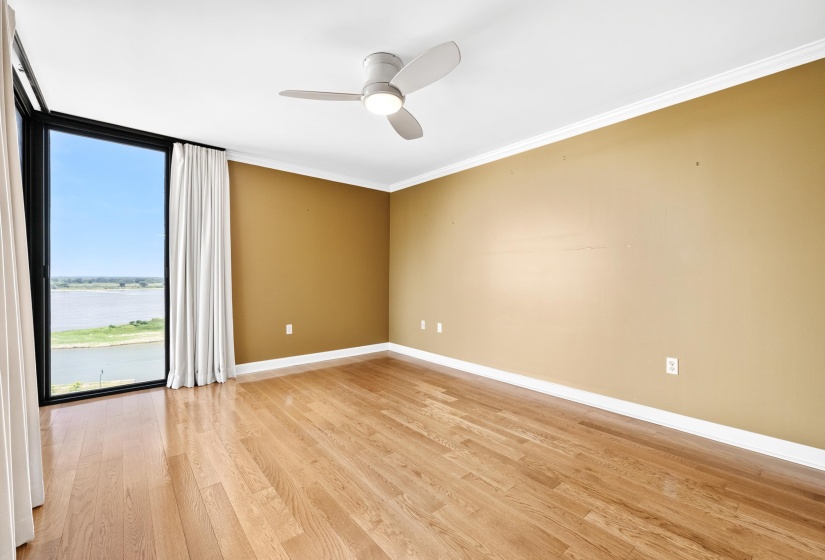 200 WAGNER PL, Memphis, Tennessee 38103, 2 Bedroom Bedrooms, 5 Room Rooms,2 BathroomBathrooms,Residential,For Sale,WAGNER,0,10229528