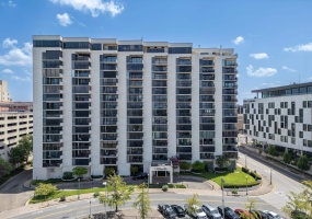 200 WAGNER PL, Memphis, Tennessee 38103, 2 Bedroom Bedrooms, 5 Room Rooms,2 BathroomBathrooms,Residential,For Sale,WAGNER,0,10229528
