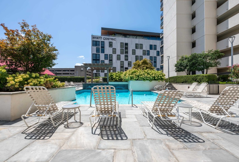 200 WAGNER PL, Memphis, Tennessee 38103, 2 Bedroom Bedrooms, 5 Room Rooms,2 BathroomBathrooms,Residential,For Sale,WAGNER,0,10229528