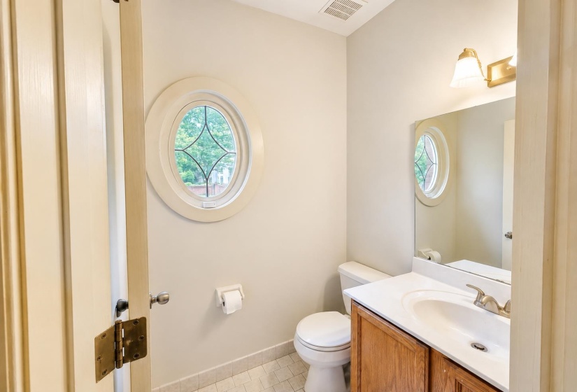 1501 GRANVILLE LN, Memphis, Tennessee 38104, 3 Bedroom Bedrooms, 6 Room Rooms,2.1 BathroomBathrooms,Residential,For Sale,GRANVILLE,0,10229529