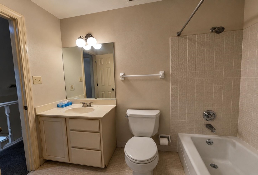 1501 GRANVILLE LN, Memphis, Tennessee 38104, 3 Bedroom Bedrooms, 6 Room Rooms,2.1 BathroomBathrooms,Residential,For Sale,GRANVILLE,0,10229529