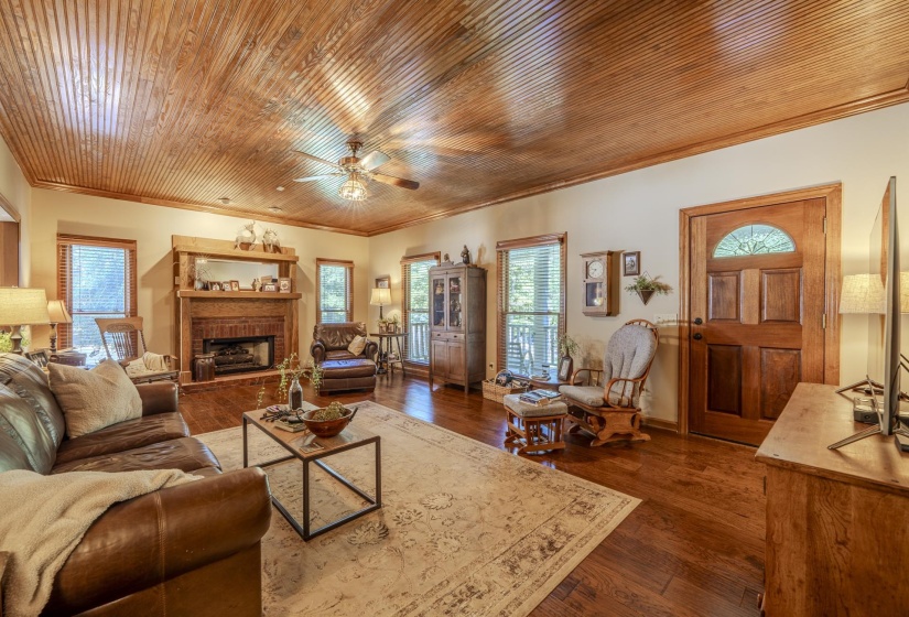 4375 STATE ROUTE 100 W HWY, Henderson, Tennessee 38340, 3 Bedroom Bedrooms, 14 Room Rooms,3.1 BathroomBathrooms,Residential,For Sale,STATE ROUTE 100 W,0,10229534