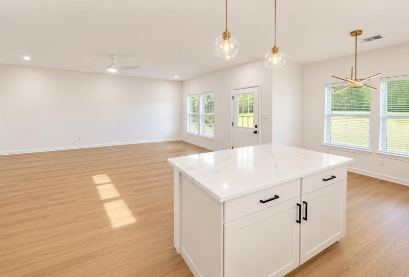 1429 TIMOTHY DR, Memphis, Tennessee 38116, 3 Bedroom Bedrooms, 9 Room Rooms,2 BathroomBathrooms,Residential,For Sale,TIMOTHY,0,10229536
