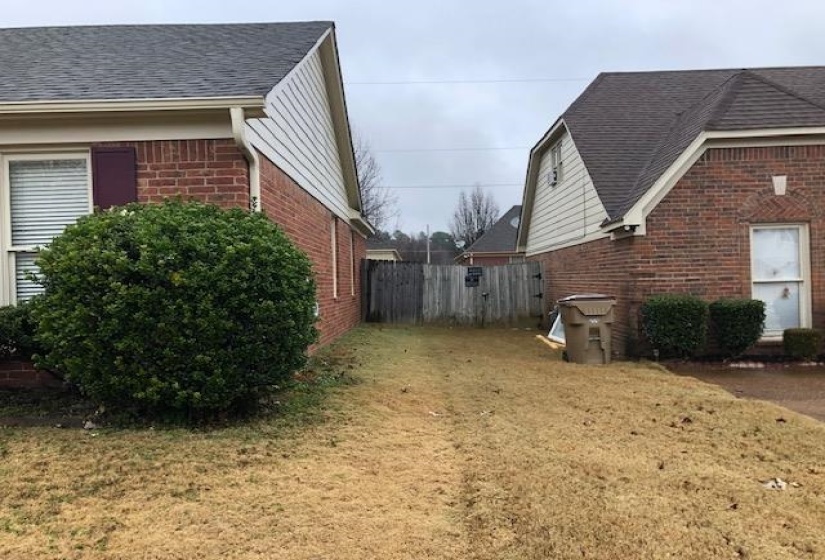 9246 CHALKWELL AVE, Memphis, Tennessee 38016, 3 Bedroom Bedrooms, 3 Room Rooms,2 BathroomBathrooms,Rental Properties,For Sale,CHALKWELL,0,10229540