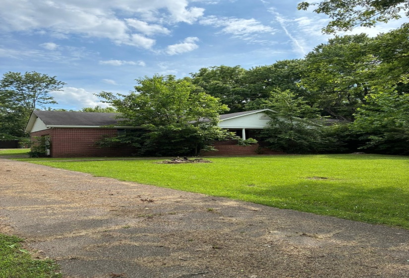 485 FAYETTE CORNER RD, Whiteville, Tennessee 38075-5559, 3 Bedroom Bedrooms, 3 Room Rooms,2 BathroomBathrooms,Rental Properties,For Sale,FAYETTE CORNER,0,10229557