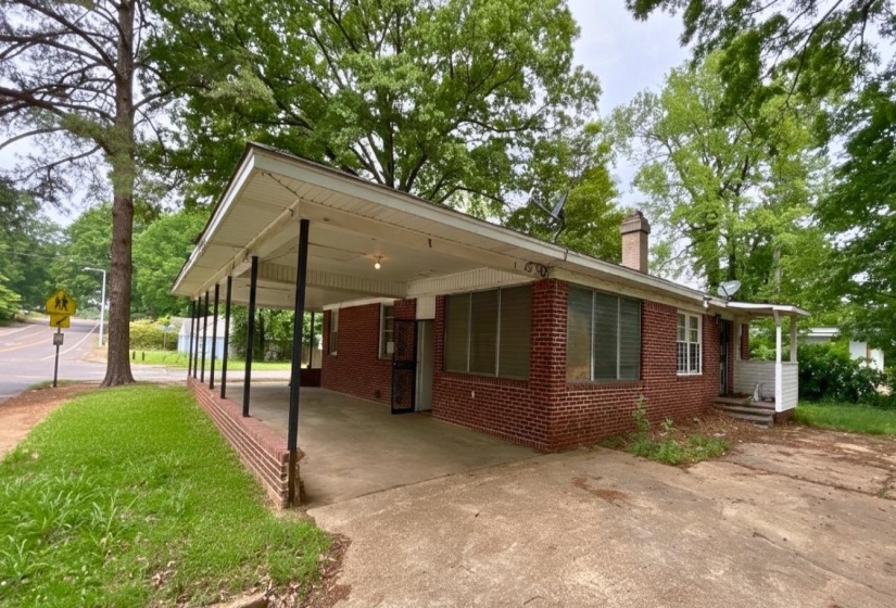 3382 FRAYSER SCHOOL DR, Memphis, Tennessee 38127, 3 Bedroom Bedrooms, 7 Room Rooms,1.1 BathroomBathrooms,Residential,For Sale,FRAYSER SCHOOL,0,10218249