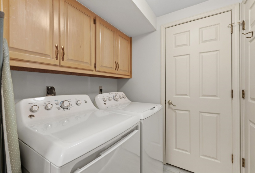 405 PERKINS RD, Memphis, Tennessee 38117, 2 Bedroom Bedrooms, 2 Room Rooms,2 BathroomBathrooms,Residential,For Sale,PERKINS,0,10229316