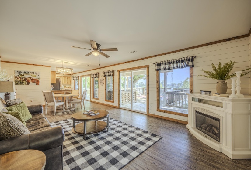 649 NARROWS LN, Counce, Tennessee 38326, 3 Bedroom Bedrooms, 8 Room Rooms,2 BathroomBathrooms,Residential,For Sale,NARROWS,0,10229539