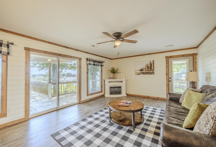 649 NARROWS LN, Counce, Tennessee 38326, 3 Bedroom Bedrooms, 8 Room Rooms,2 BathroomBathrooms,Residential,For Sale,NARROWS,0,10229539