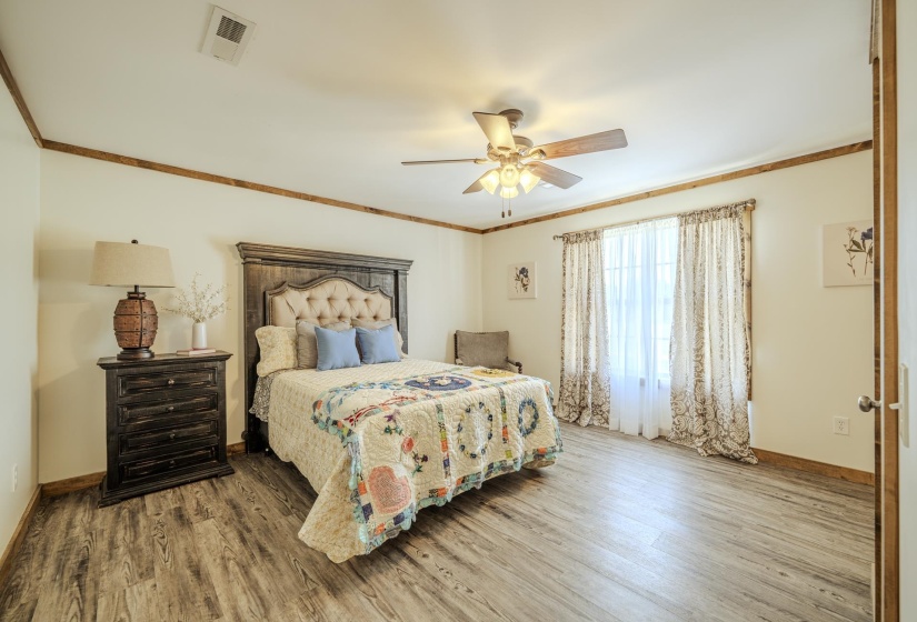 649 NARROWS LN, Counce, Tennessee 38326, 3 Bedroom Bedrooms, 8 Room Rooms,2 BathroomBathrooms,Residential,For Sale,NARROWS,0,10229539