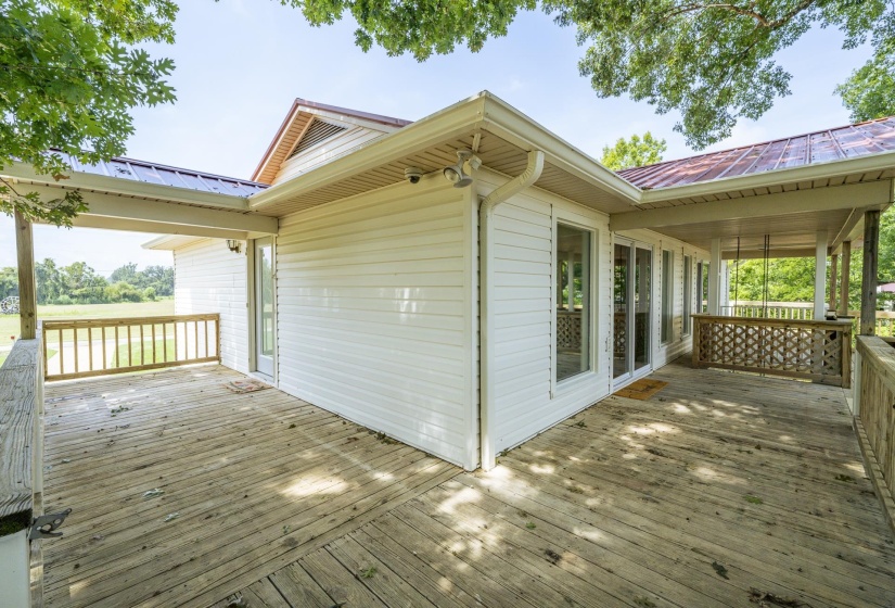649 NARROWS LN, Counce, Tennessee 38326, 3 Bedroom Bedrooms, 8 Room Rooms,2 BathroomBathrooms,Residential,For Sale,NARROWS,0,10229539