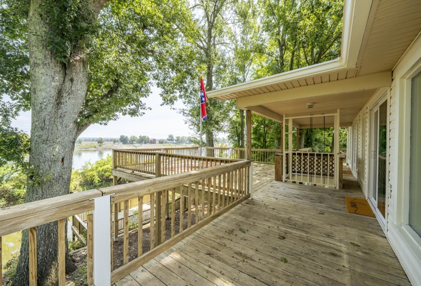 649 NARROWS LN, Counce, Tennessee 38326, 3 Bedroom Bedrooms, 8 Room Rooms,2 BathroomBathrooms,Residential,For Sale,NARROWS,0,10229539