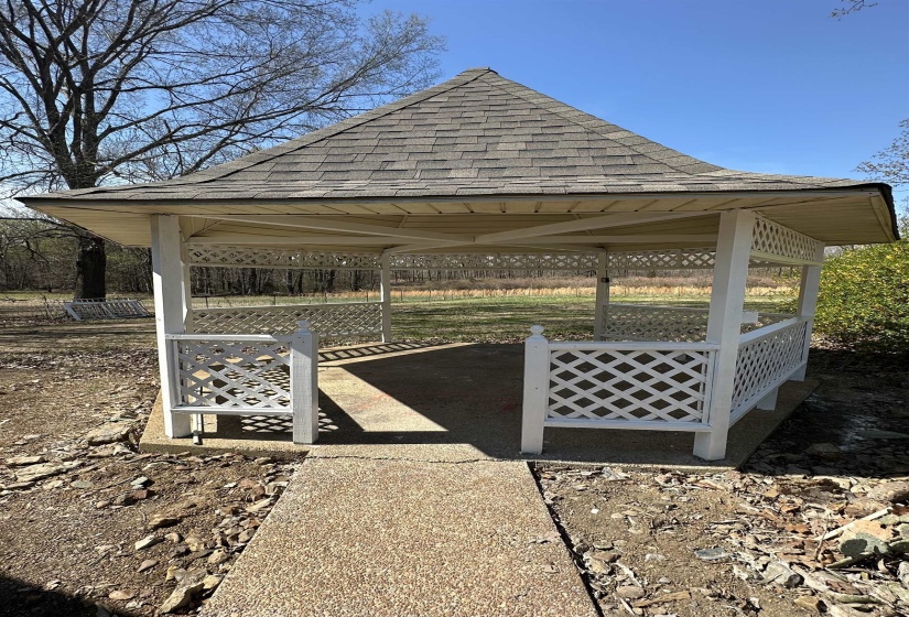 7437 HWY 45 HWY, Ramer, Tennessee 38367, 2 Bedroom Bedrooms, 8 Room Rooms,2 BathroomBathrooms,Residential,For Sale,HWY 45,0,10229541