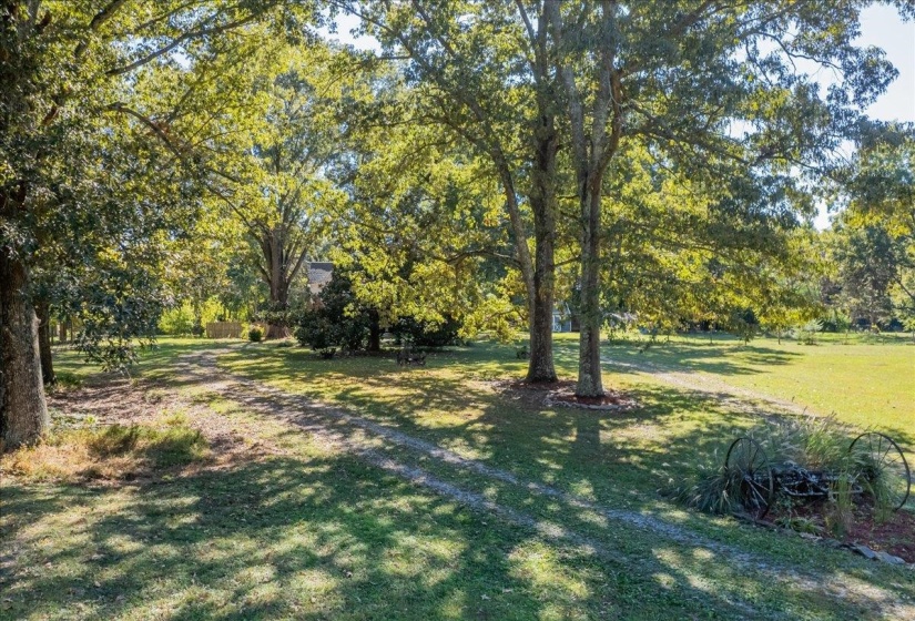 9301 OSBORN DR, Arlington, Tennessee 38002, 4 Bedroom Bedrooms, 7 Room Rooms,2.1 BathroomBathrooms,Residential,For Sale,OSBORN,0,10229549