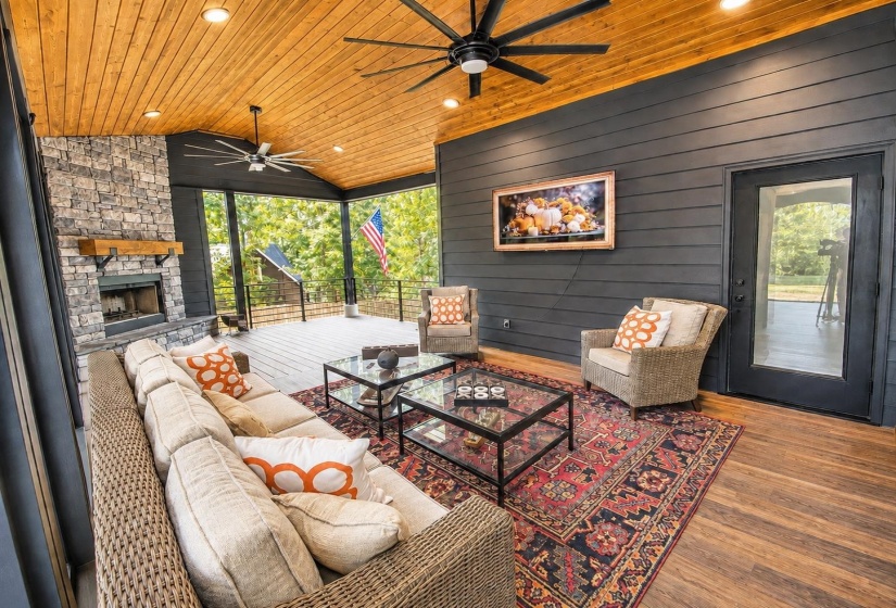 55 KNOTTY OAKS DR, Counce, Tennessee 38326, 3 Bedroom Bedrooms, 9 Room Rooms,3.1 BathroomBathrooms,Residential,For Sale,KNOTTY OAKS,0,10229551