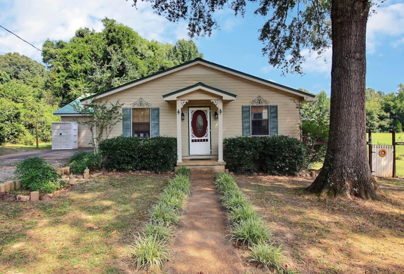 5985 BOBBITT RD, Moscow, Tennessee 38057, 3 Bedroom Bedrooms, 6 Room Rooms,2 BathroomBathrooms,Residential,For Sale,BOBBITT,0,10229553