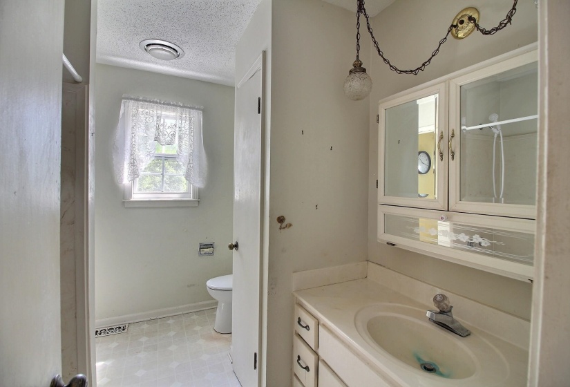5995 BOBBITT RD, Moscow, Tennessee 38057, 3 Bedroom Bedrooms, 7 Room Rooms,2 BathroomBathrooms,Residential,For Sale,BOBBITT,0,10229554