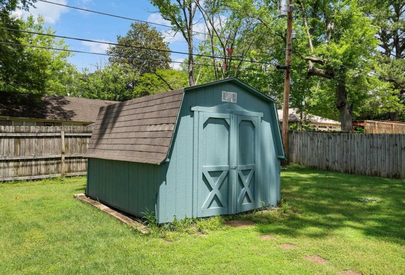 5362 WILTON AVE, Memphis, Tennessee 38120, 3 Bedroom Bedrooms, 6 Room Rooms,2 BathroomBathrooms,Residential,For Sale,WILTON,0,10229555