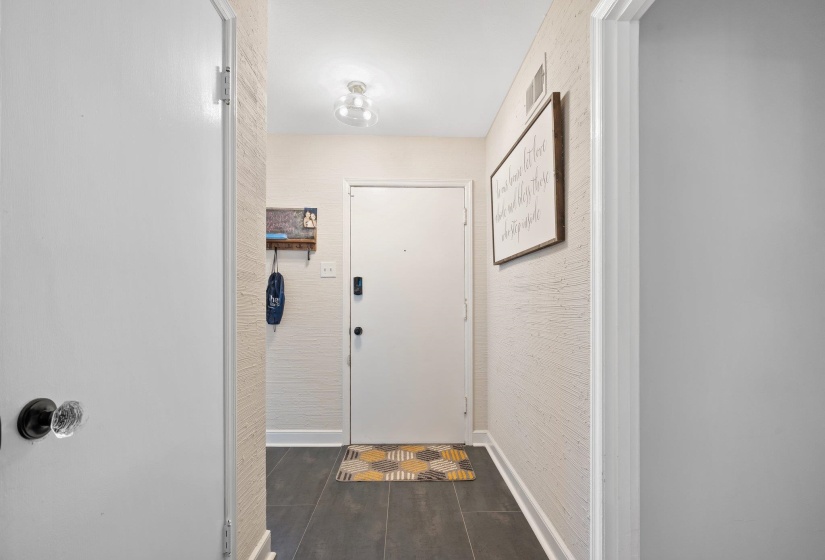 5362 WILTON AVE, Memphis, Tennessee 38120, 3 Bedroom Bedrooms, 6 Room Rooms,2 BathroomBathrooms,Residential,For Sale,WILTON,0,10229555