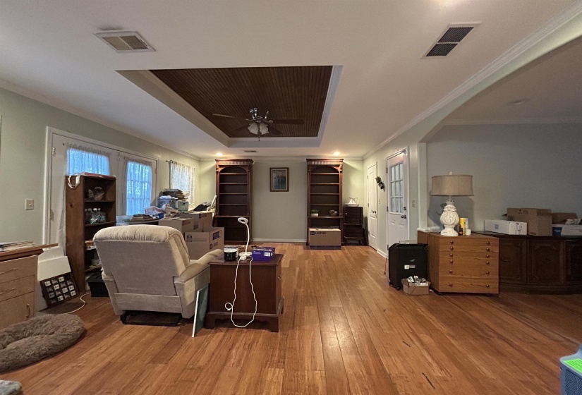664 LAWNWOOD CV, Collierville, Tennessee 38017-0000, 4 Bedroom Bedrooms, 7 Room Rooms,3 BathroomBathrooms,Residential,For Sale,LAWNWOOD,0,10229556