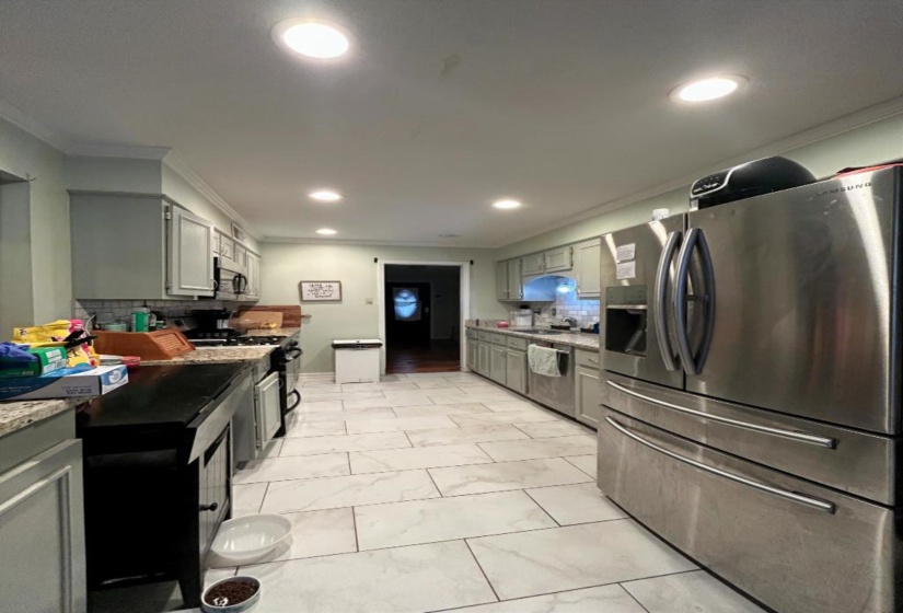 664 LAWNWOOD CV, Collierville, Tennessee 38017-0000, 4 Bedroom Bedrooms, 7 Room Rooms,3 BathroomBathrooms,Residential,For Sale,LAWNWOOD,0,10229556